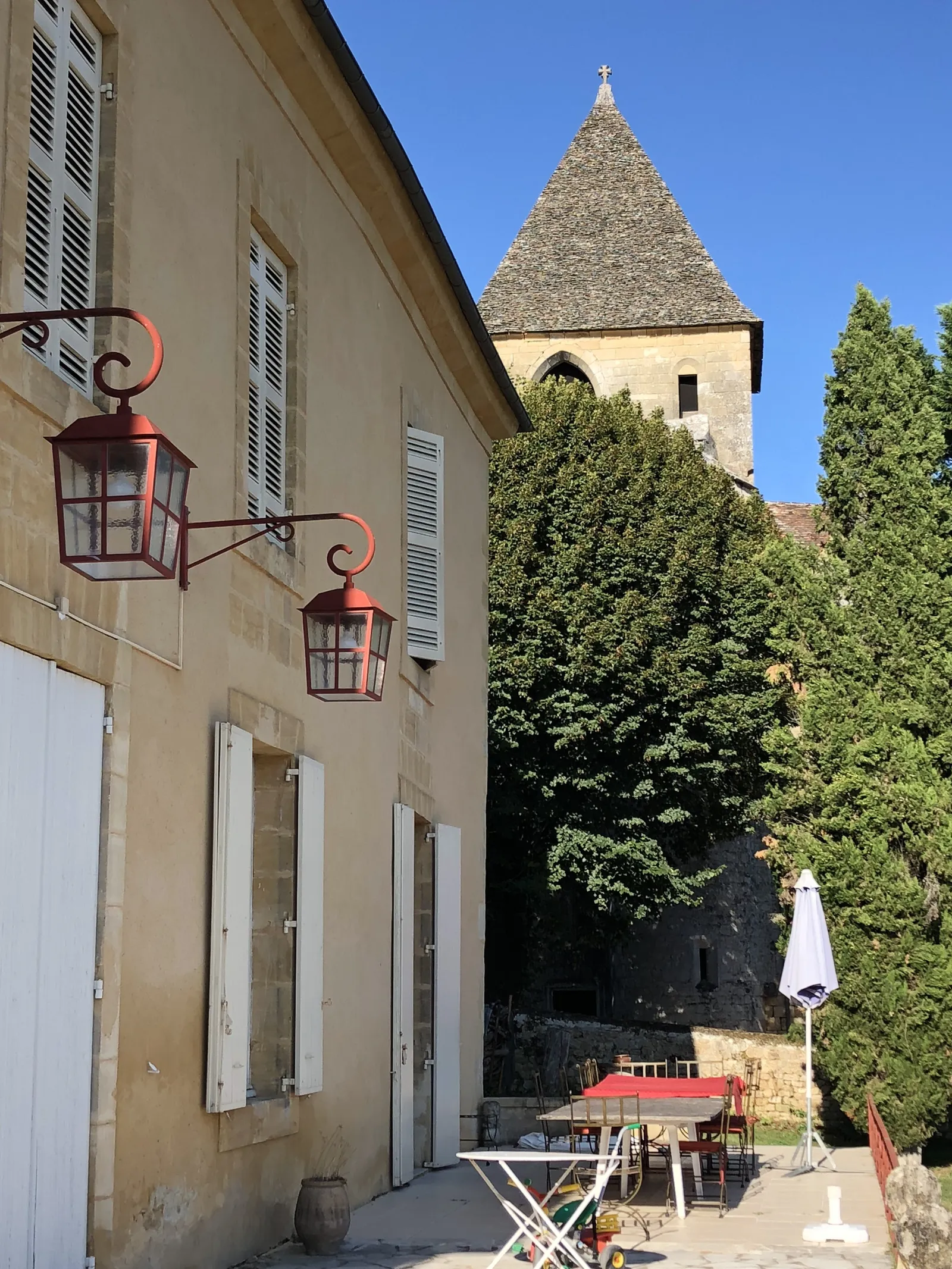 Le Rambert — exterior