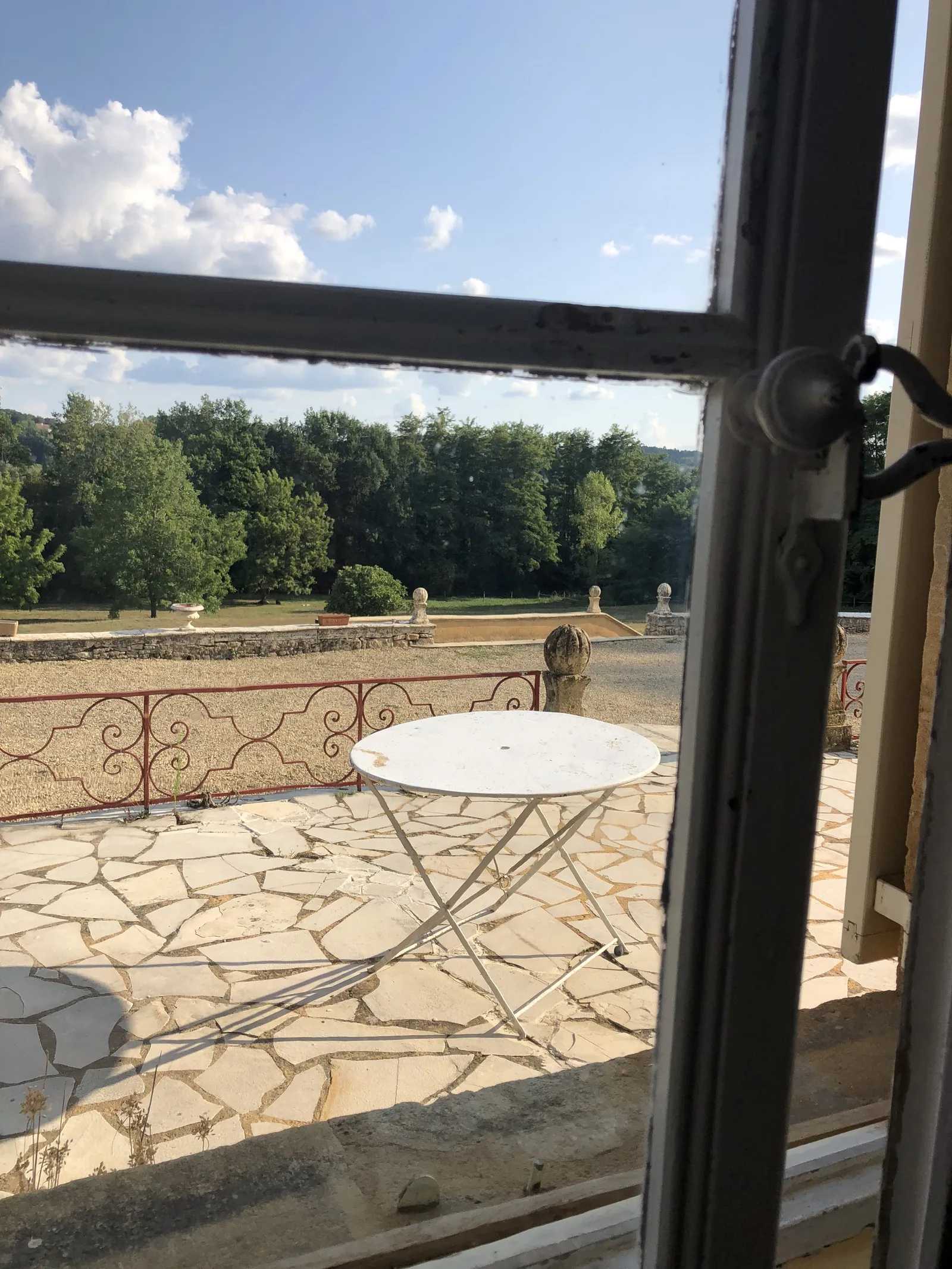 Le Rambert — exterior