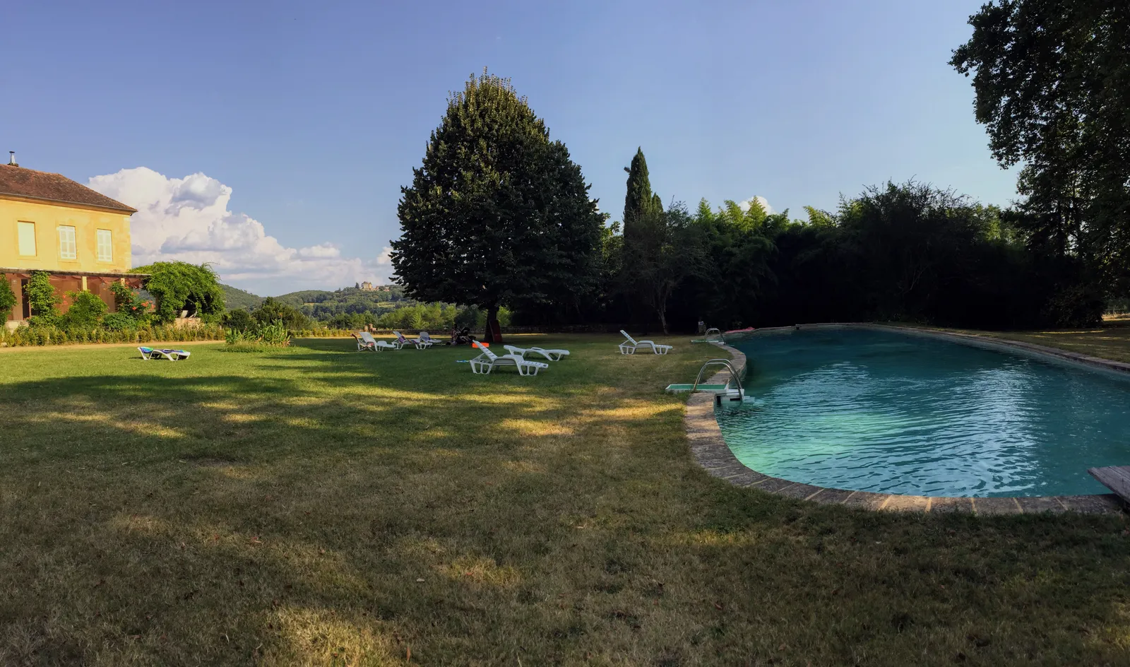 Le Rambert — exterior